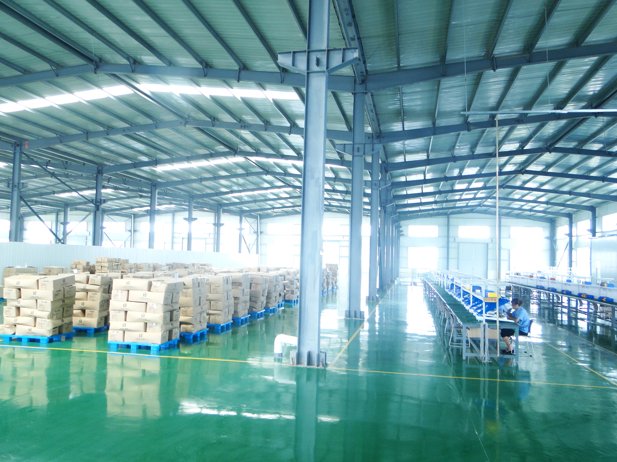 掛牌企業(yè) | 300345 佰仕達(dá) 納米節(jié)能技術(shù)如何“點(diǎn)亮未來(lái)”與鐵路隔離柵領(lǐng)域的新機(jī)遇